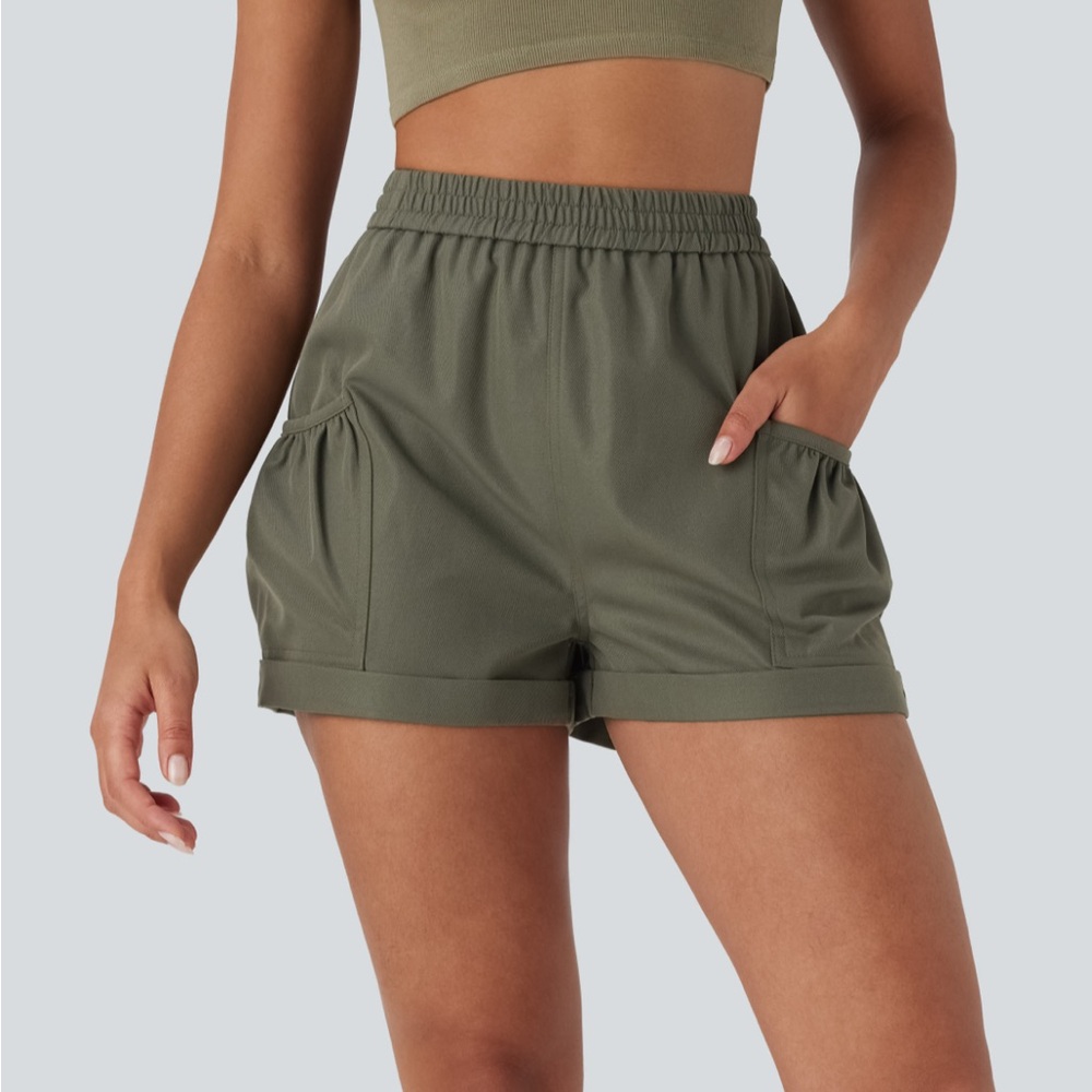 HALARA Women's Stylish Olive Green Cargo Shorts